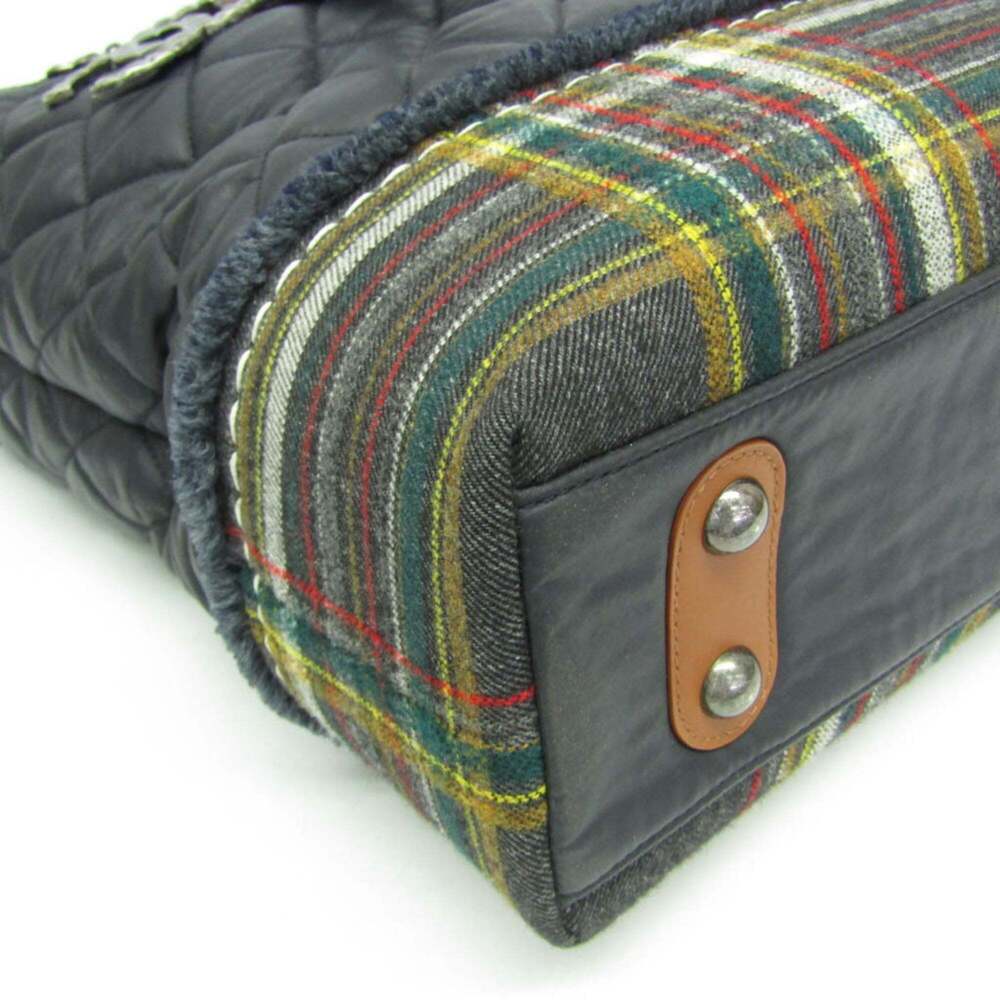 CHANEL Black Leather Tote Bag - Picture 6 of 16